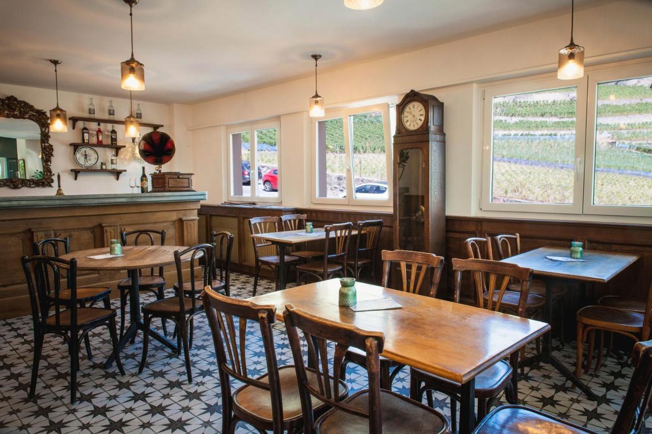 Auberge De Rivaz Eksteriør billede