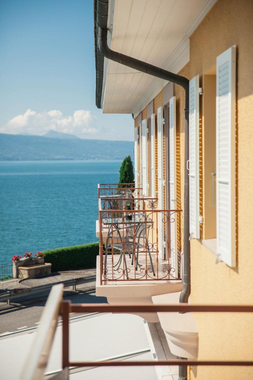 Auberge De Rivaz Eksteriør billede